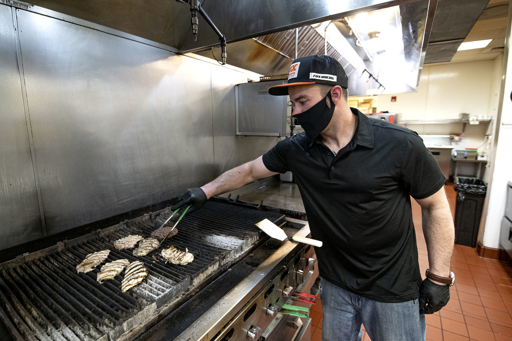 Restaurants reopen in Le Mars after COVID-19